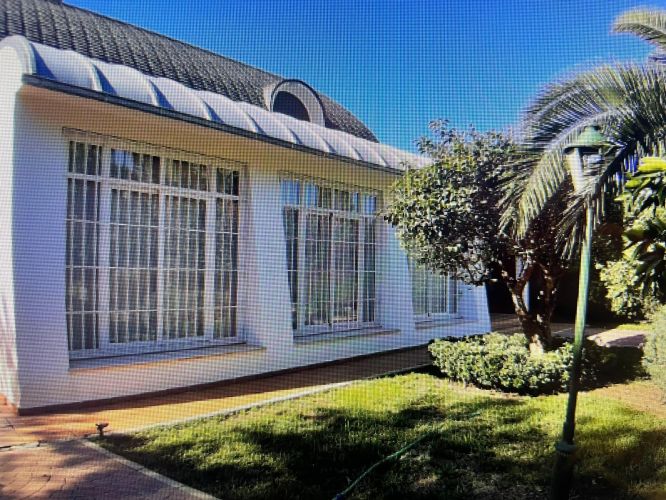 ESPECTACULAR CHALET EN ZONA BRILLANTE
