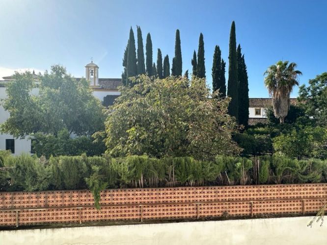 ESTUPENDO PISO EN VENTA ZONA COLÓN
