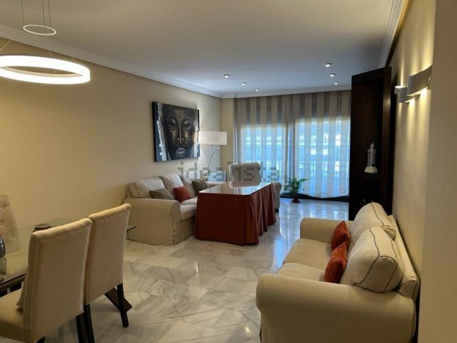 ESTUPENDO PISO EN VENTA ZONA COLÓN