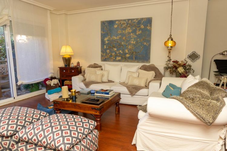 MARAVILLOSO PISO REFORMADO EN ZONA CAMPING