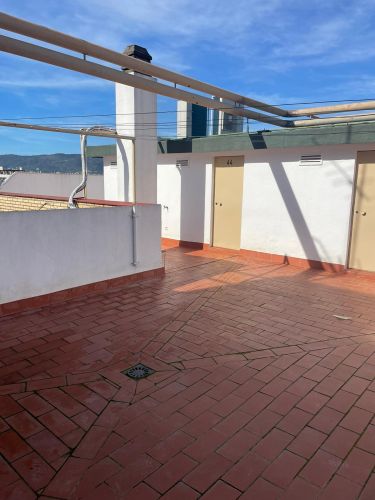EXCELENTE PISO EN VENTA EN ZONA CENTRO!.