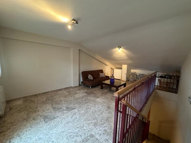 MAGNÍFICA VIVIENDA EN RESIDENCIAL CON PISCINA EN ALCOLEA