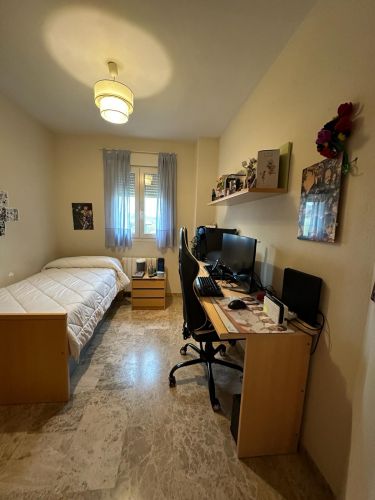 MAGNÍFICA VIVIENDA EN RESIDENCIAL CON PISCINA EN ALCOLEA