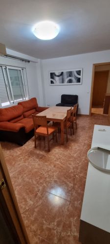 PISO C/ MARÍA AUXILIADORA JUNTO IGLESIA SAN LORENZO