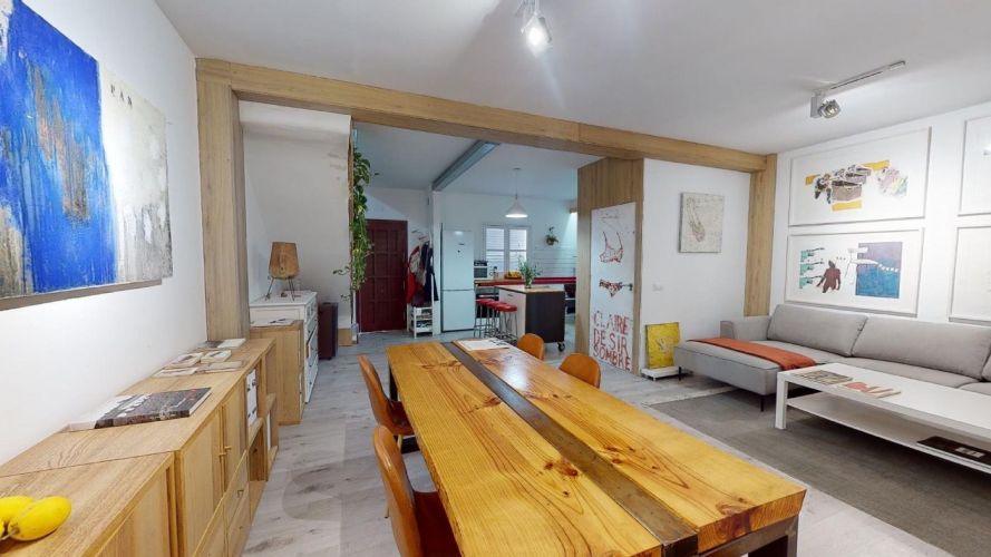 EXCLUSIVA VIVIENDA SITUADA JUNTO A PALACIO DE VIANA
