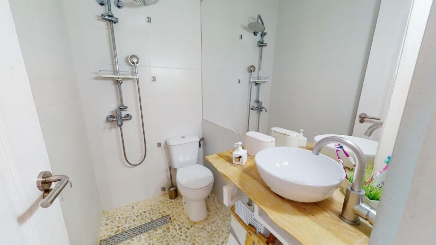 EXCLUSIVA VIVIENDA SITUADA JUNTO A PALACIO DE VIANA