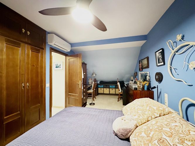 EXPECTACULAR DUPLEX EN PLENO CENTRO JUNTO A CORREDERA