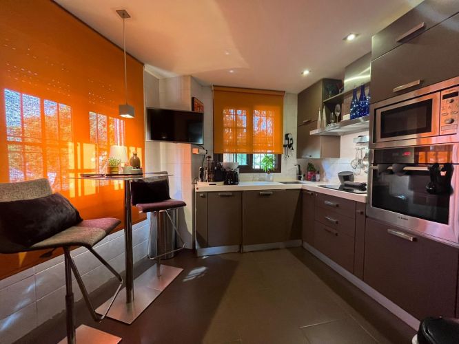 PRECIOSA CASA EN MIRABUENO