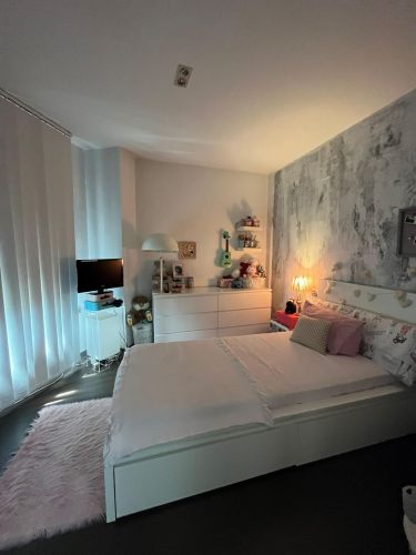 PRECIOSA CASA EN MIRABUENO
