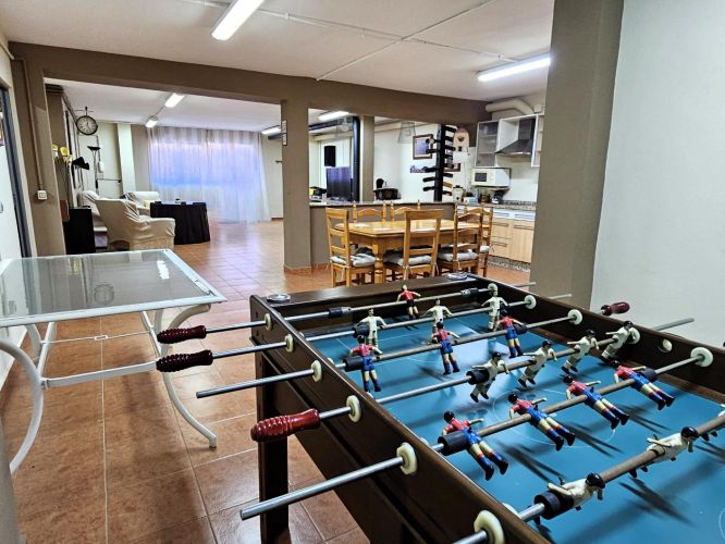 ESPECTACULAR CHALET EN SANSUEÑA