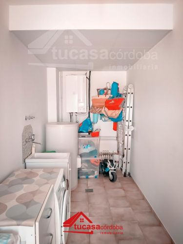 ESPECTACULAR CASA CON PISCINA Y GARAJE EN LAS URBANIZACIONES DE ALCOLEA