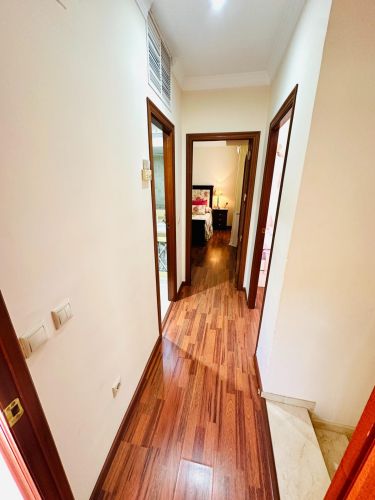 PRECIOSA CASA UNIFAMILIAR ADOSADA EN OLLERÍAS