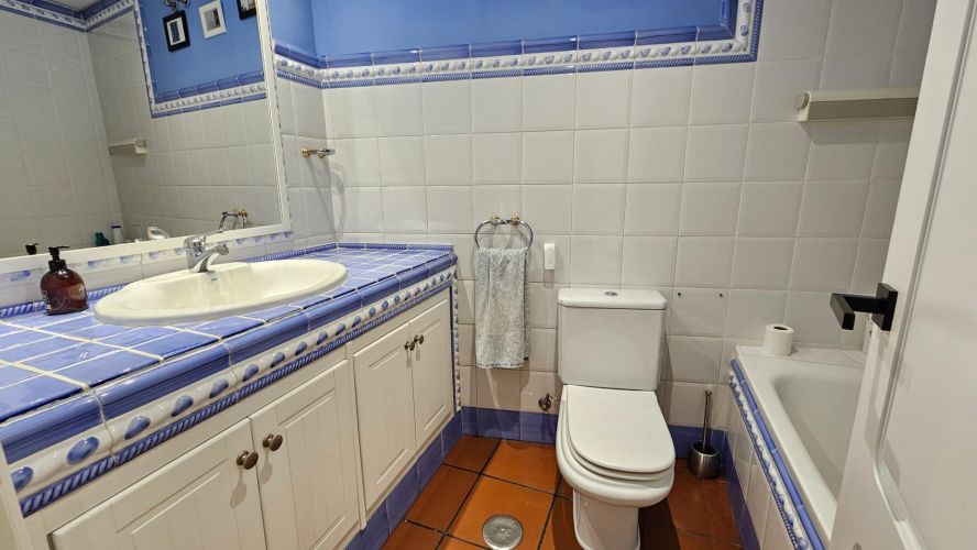 PISO SUPER ESPECIAL SITUADO EN ZONA CAMPING