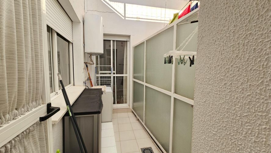 PISO SUPER ESPECIAL SITUADO EN ZONA CAMPING