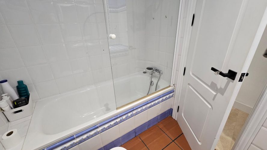 PISO SUPER ESPECIAL SITUADO EN ZONA CAMPING