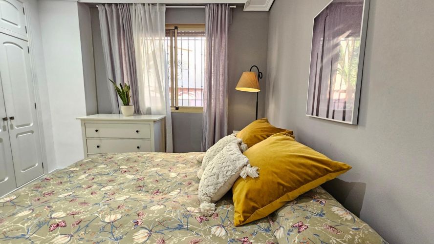 PISO SUPER ESPECIAL SITUADO EN ZONA CAMPING