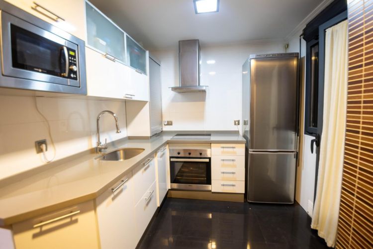 VIVIENDA PERFECTA PARA VIVIR EN EDIFICIO CENTER
