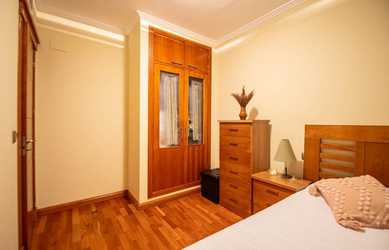 VIVIENDA PERFECTA PARA VIVIR EN EDIFICIO CENTER