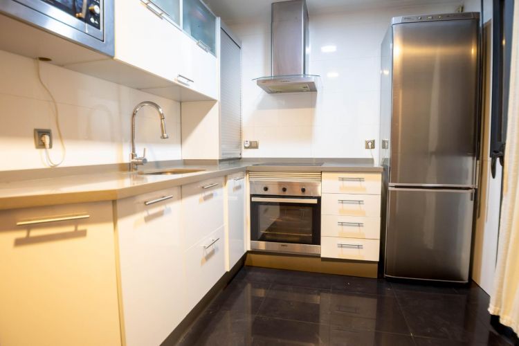 VIVIENDA PERFECTA PARA VIVIR EN EDIFICIO CENTER