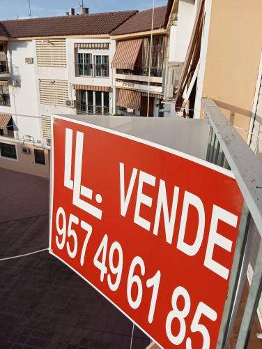 VIVIENDA JUNTO AL COLEGIO DEL CARMEN