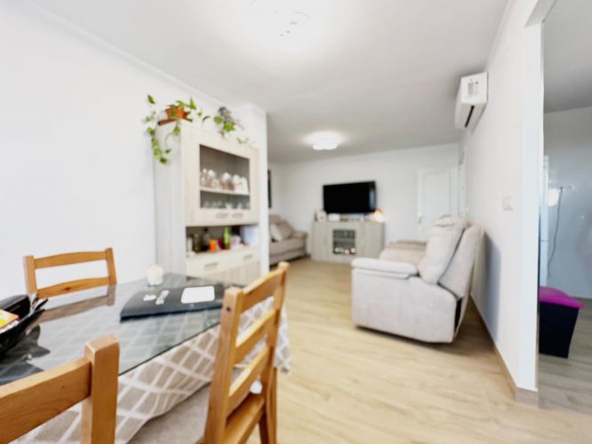 PRECIOSA VIVIENDA TOTALMENTE REFORMADA EN ZONA SANTUARIO