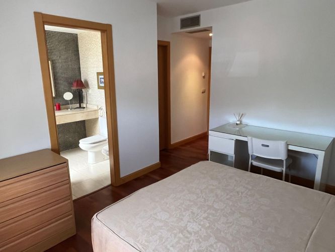 PISO EN ZONA RESIDENCIAL CON PISCINA