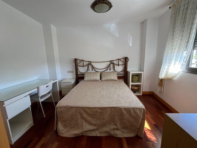 PISO EN ZONA RESIDENCIAL CON PISCINA