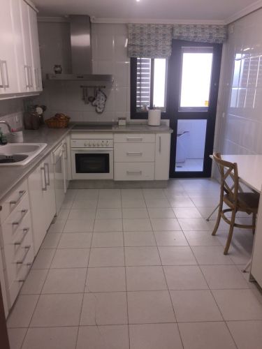 Magnifico bajo en zona residencial con terraza