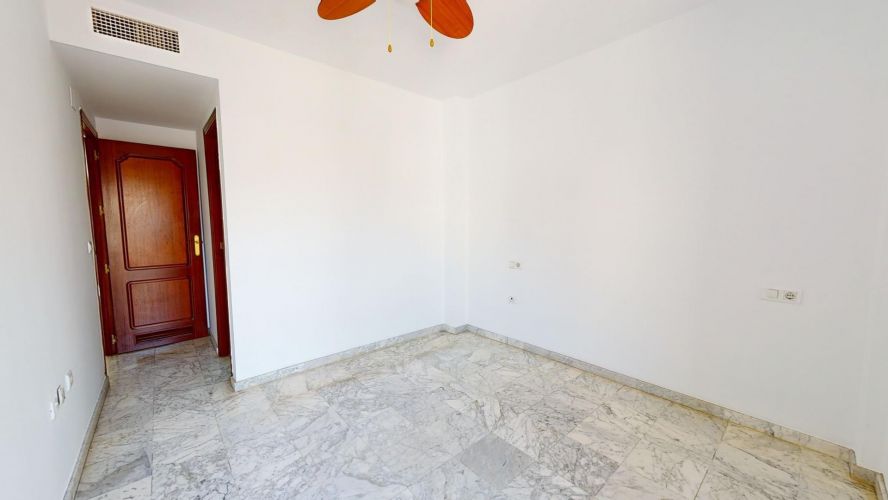 MAGNIFICA VIVIENDA EN AVDA ALMOGAVARES