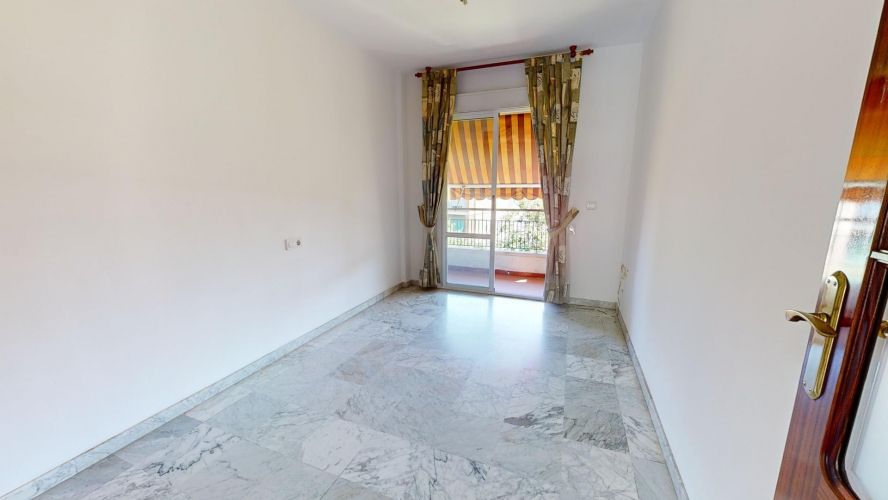 MAGNIFICA VIVIENDA EN AVDA ALMOGAVARES