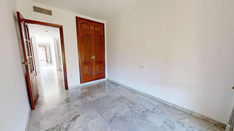 MAGNIFICA VIVIENDA EN AVDA ALMOGAVARES