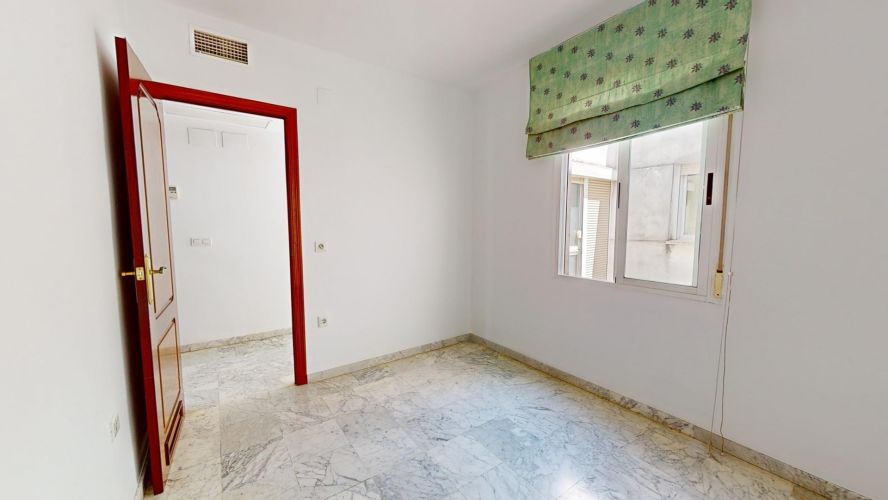MAGNIFICA VIVIENDA EN AVDA ALMOGAVARES