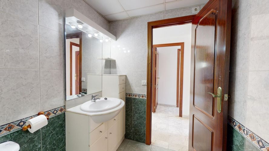 MAGNIFICA VIVIENDA EN AVDA ALMOGAVARES
