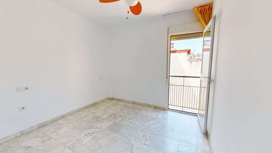 MAGNIFICA VIVIENDA EN AVDA ALMOGAVARES