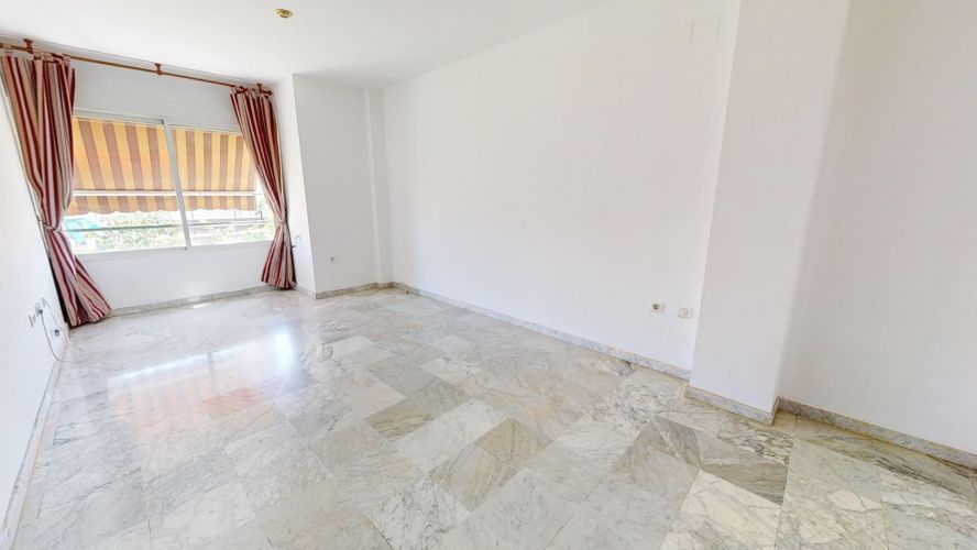 MAGNIFICA VIVIENDA EN AVDA ALMOGAVARES