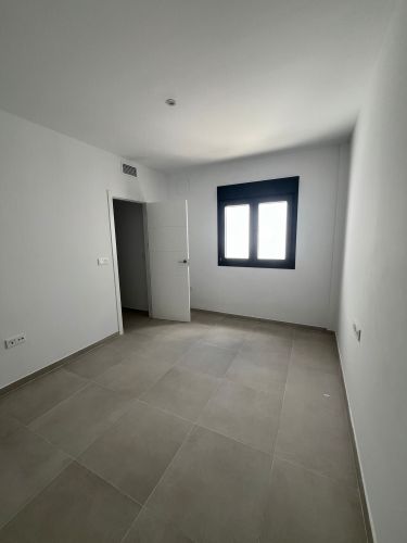 CASA A ESTRENAR EN ARRUZAFILLA