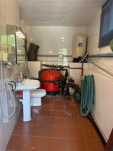 CHALET DE UNA SOLA PLANTA AL LADO DEL COLEGIO BRITÁNICO 