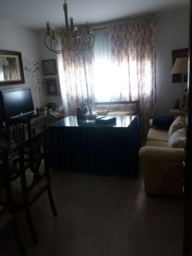 EXCELENTE VIVIENDA, PRIMERAS CALIDADES, PISCINA, TRASTERO Y COCHERA DE RECIENTE CONSTRUCCIÓN,