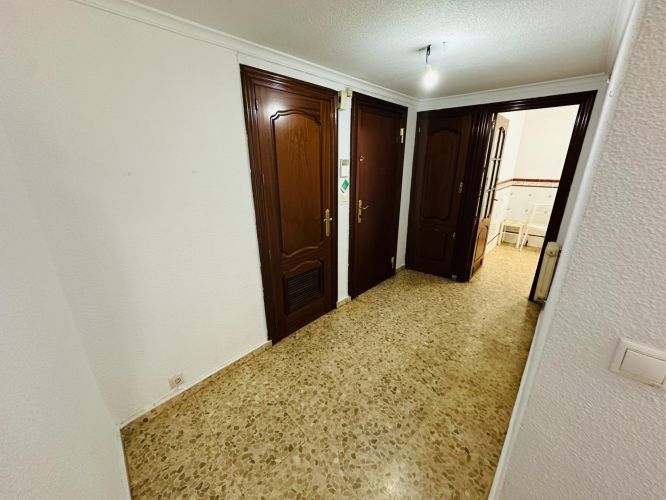 PISO EN CORDOBA ZONA COLON 