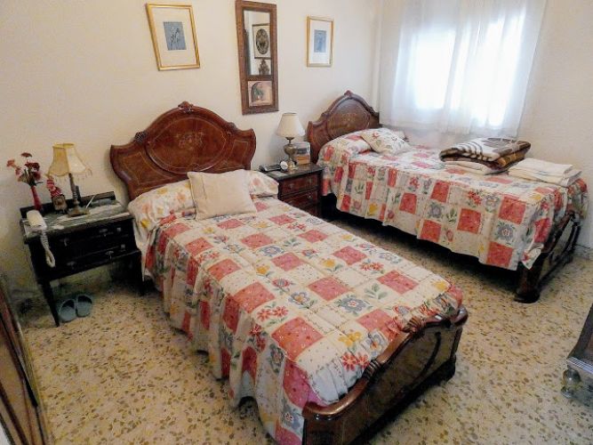 piso de cuatro dormitorios en los patos