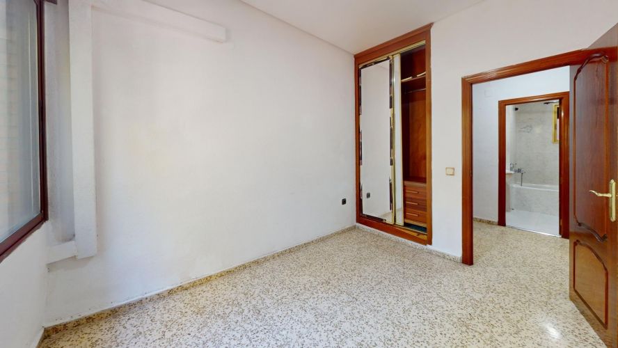 PISO EN CORDOBA ZONA CAIRO 