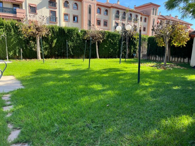 PISO EN LA ZONA TABLERO 