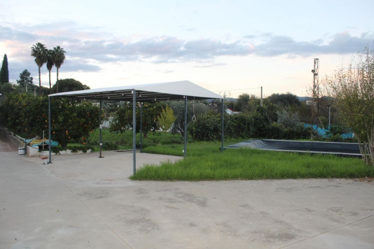 CHALET EN CORDOBA  ZONA LA COLINA 