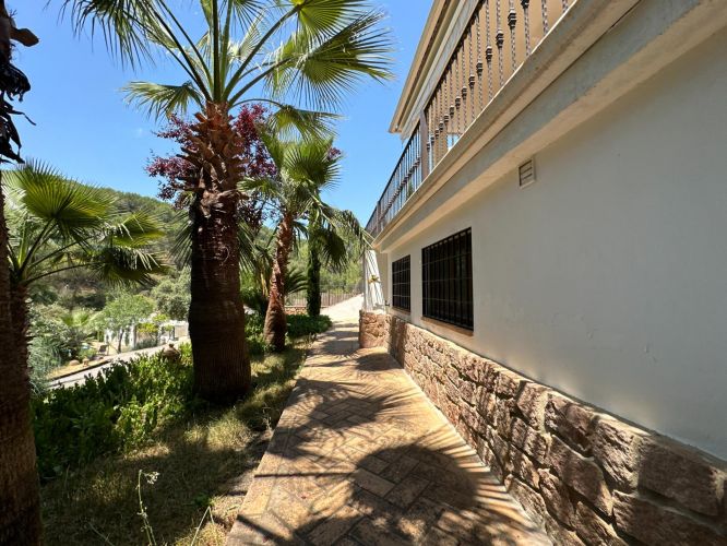 VILLA DE LUJO EN CORDOBA LAS JARAS