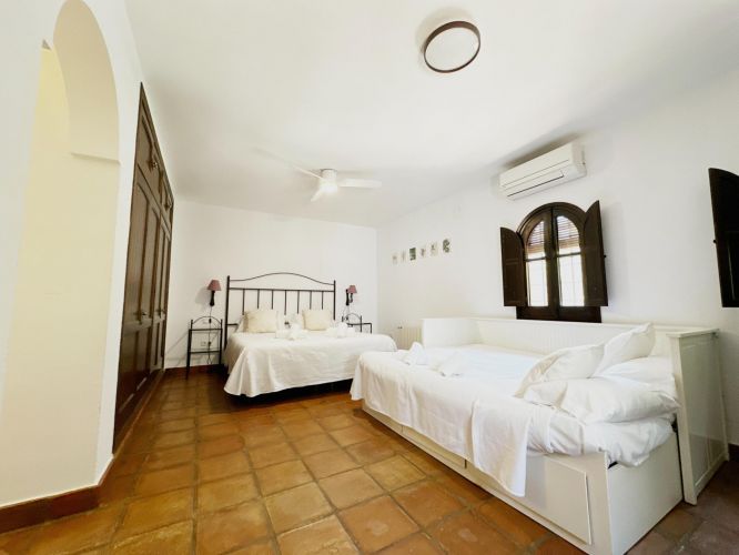 VILLA DE LUJO EN CORDOBA LAS JARAS