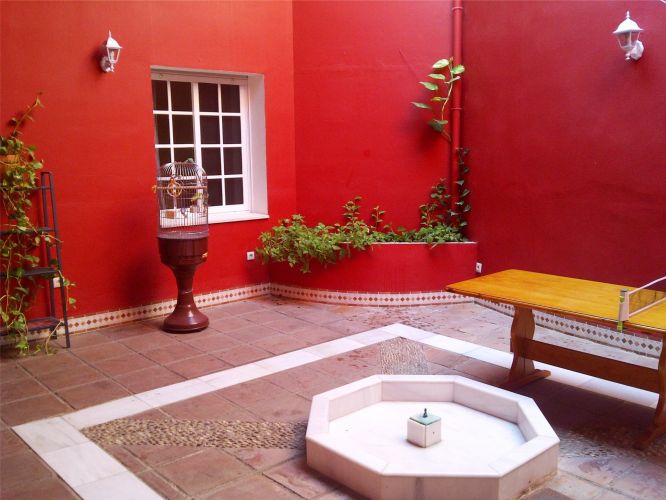 CASA EN PLENO CASCO HISTORICO SAN LORENZO 