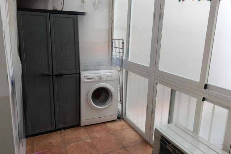 Espectacular piso de 4 dormitorios completamente reformado ideal para inversores o familias