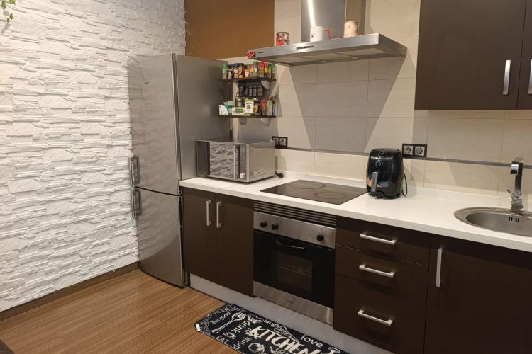 Espectacular piso de 4 dormitorios completamente reformado ideal para inversores o familias