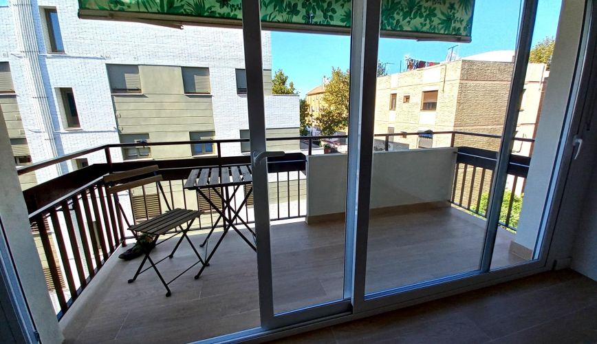 PISO REFORMADO CON TERRAZA EN ZONA BRILLANTE