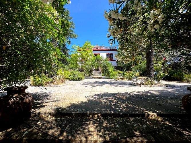 CHALET EXCLUSIVO EN LA ZONA MÁS EXCLUSIVA DE CÓRDOBA BRILLANTE-CALASANCIO